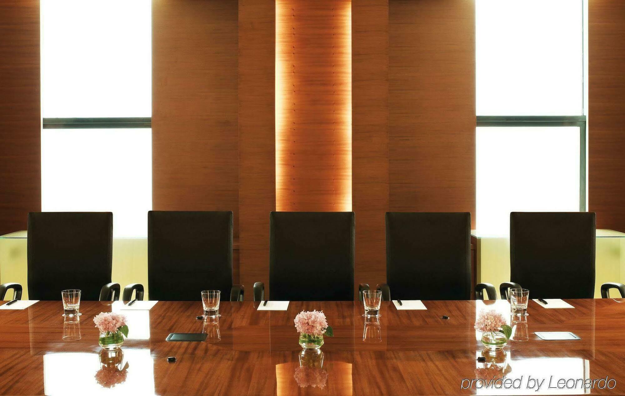 Vivanta Goa, Панаджи Съоръжения снимка